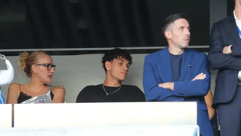 Héctor Fort, presente en el palco de Anoeta y el anuncio de su fichaje es inminente