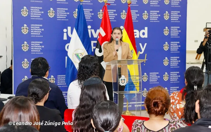 Presentan más de 40 proyectos en la V Edición del Concurso “Ideas Creativas Carlos Martínez Rivas” in memoriam
