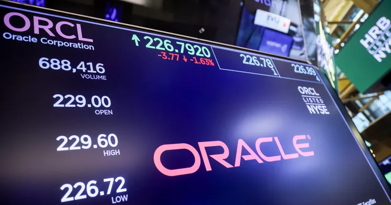 Oracle supera previsiones de gasto en centros de datos y genera dudas sobre rentabilidad de IA