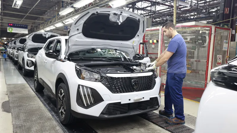 Stellantis despeja las dudas sobre España: las fábricas de Vigo, Madrid y Zaragoza mantendrán producción y recibirán nuevos modelos