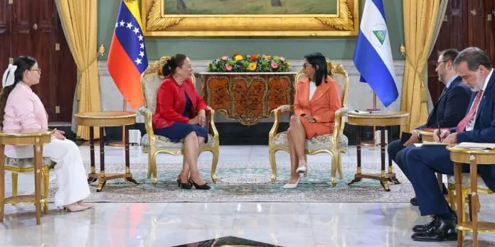 Nicaragua fortalece relaciones con Venezuela tras entrega de credenciales