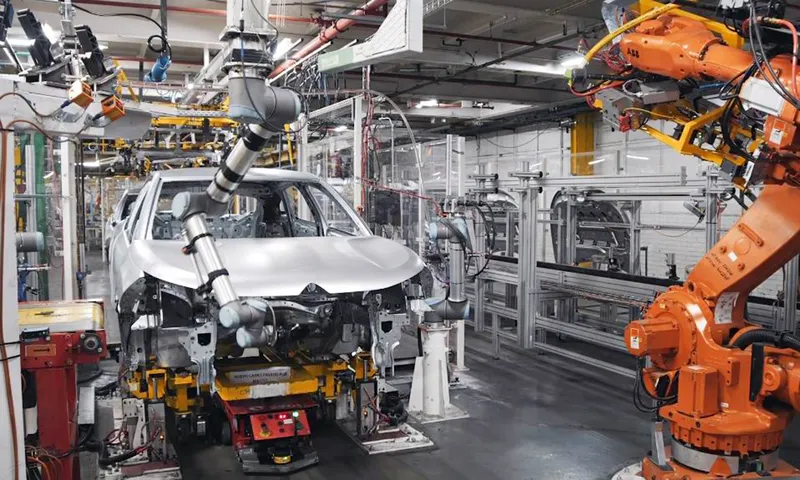 Una fábrica de coches con batería propia de 25.000 kWh: Madrid adelanta el plan que Stellantis prepara para 20 plantas europeas