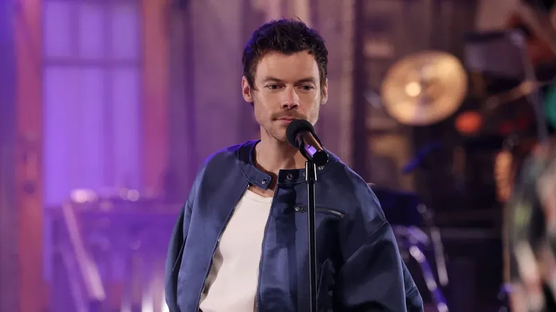 Jonathan Anderson diseña el más reciente 'look' de Harry Styles