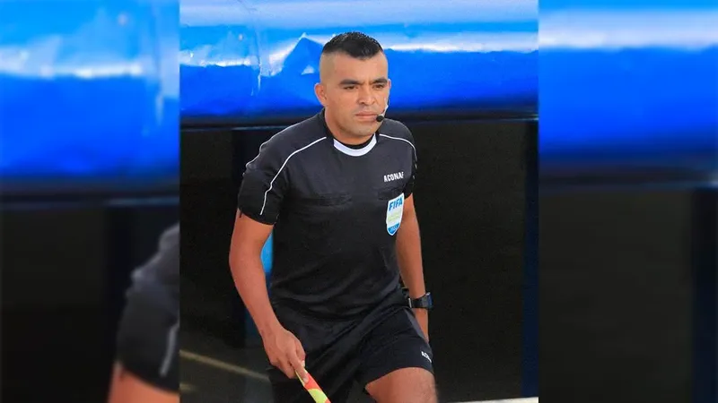 Henry Pupiro hará historia como árbitro nicaragüense en el Mundial 2026