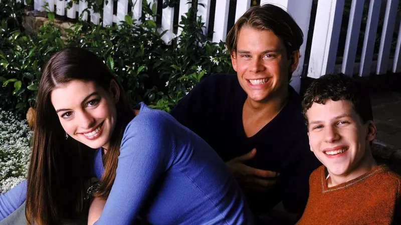 Hace 27 años, dos de las mayores estrellas de cine debutaron siendo adolescentes en la misma serie, que se dejó dos episodios por emitir. ¿Los reconoces?