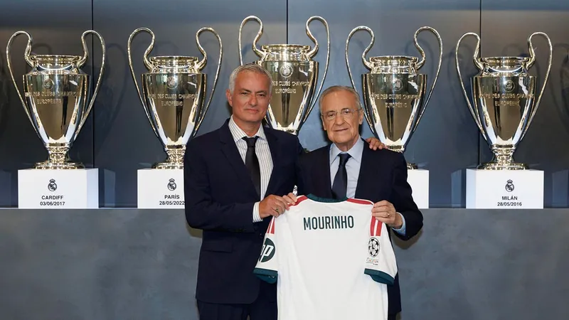 José Mourinho, presentado a puerta cerrada, dejó su primera frase picante