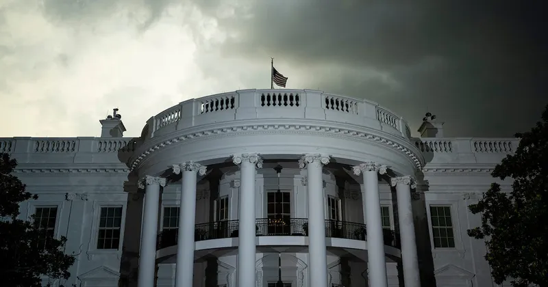 Empresas vinculadas a Trump se preparan para investigaciones si los demócratas ganan el Congreso