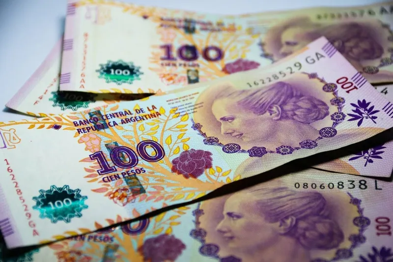 La deuda externa de Argentina alcanza un récord de 321.783 millones de euros en el primer trimestre de 2026