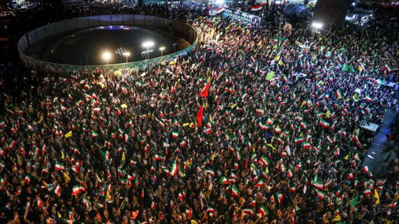 Alto orgullo nacional en Irán: 59 % considera que el país ganó la guerra