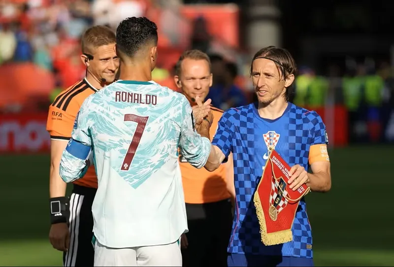 Portugal remonta en el descuento y elimina a Croacia con un gol agónico