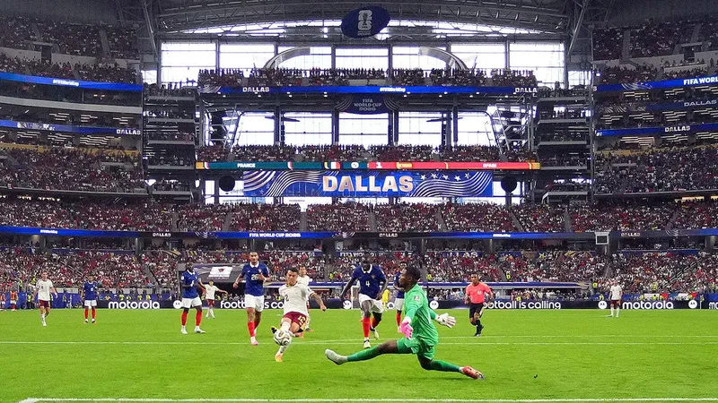 Golazo de Pedro Porro y Francia está hundida
