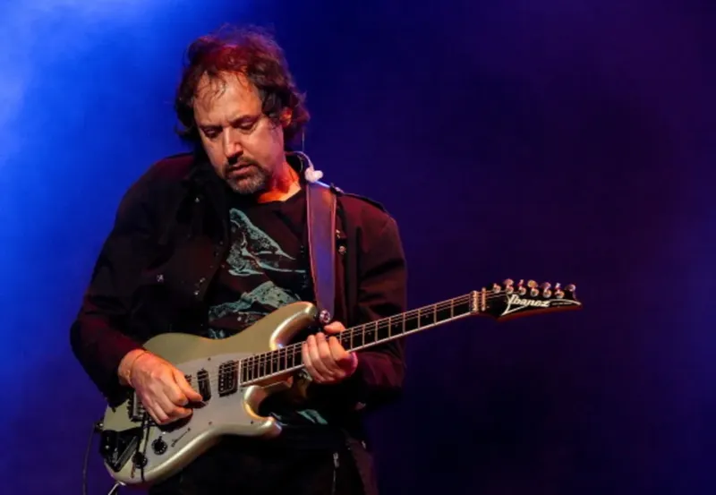 Guitarrista de Caifanes Alejandro Marcovich en coma tras derrame cerebral, reporta su familia