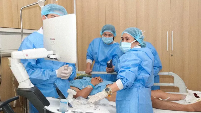 Hombre de 43 años recibe un nuevo pene