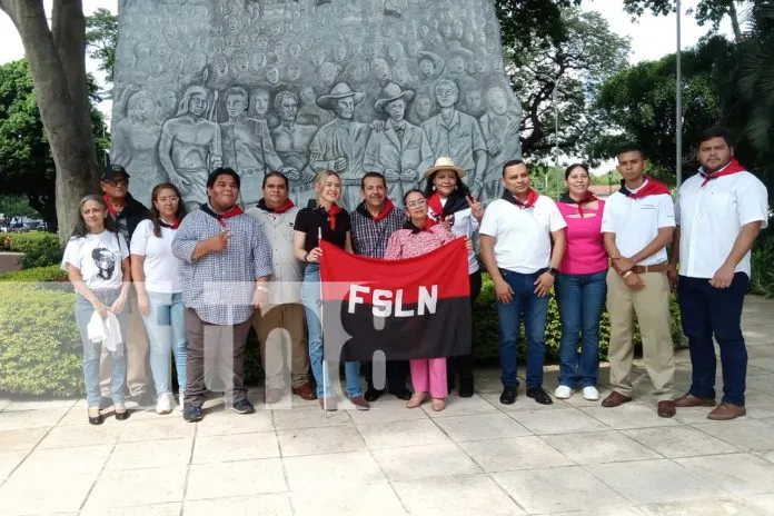 ENATREL prepara una escultura del comandante Carlos para colocarla en su ciudad natal