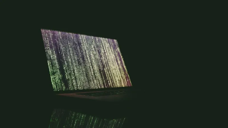 Hasta el 74% del contenido nuevo en internet ya lo genera la IA y eso amenaza con estancarla: un algoritmo cuántico promete entrenar modelos en horas en vez de semanas