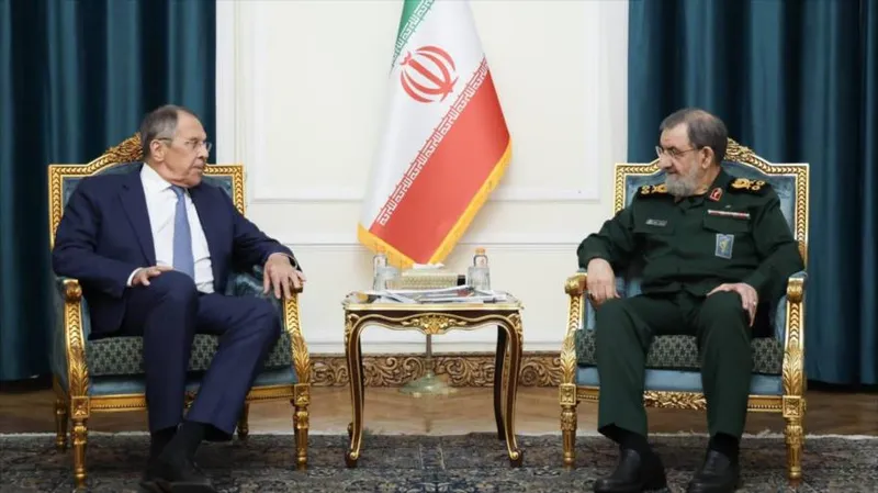 Alto cargo iraní realza el fortalecimiento de lazos estratégicos Irán-Rusia