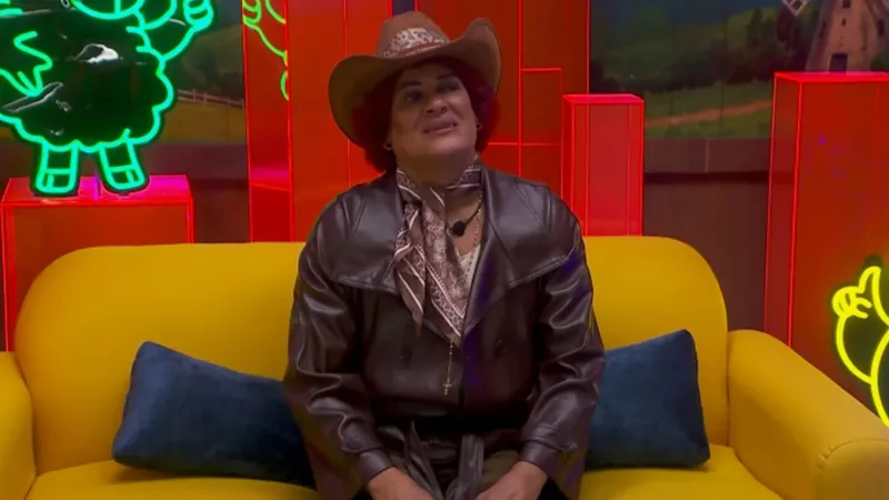 Pimpinela Escarlata ni se acordaba de lo que dijo pero de todos modos la castigan en La Granja VIP