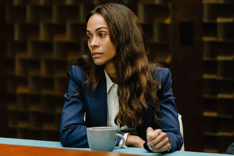 "Ya es mucho trabajo para mí". Zoe Saldaña, estrella de Marvel, no aparecerá en ninguna serie más del creador de Yellowstone
