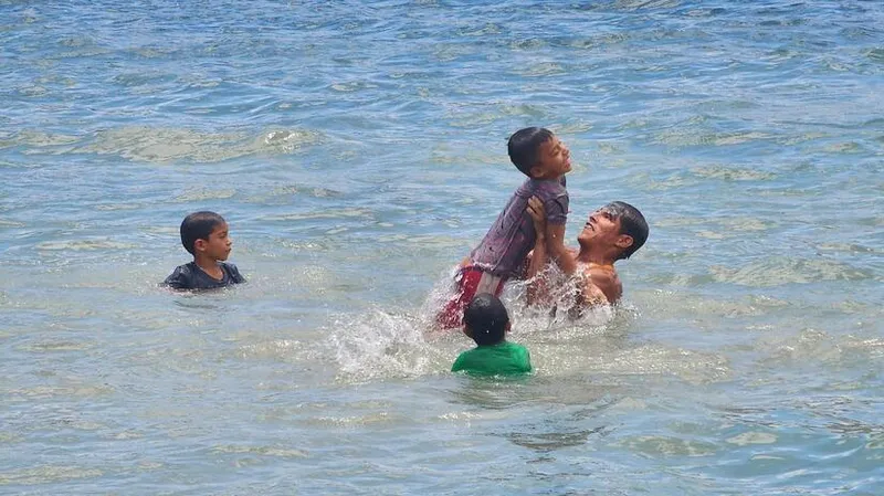 Xiloá, el escape familiar del fin de semana por el intenso calor