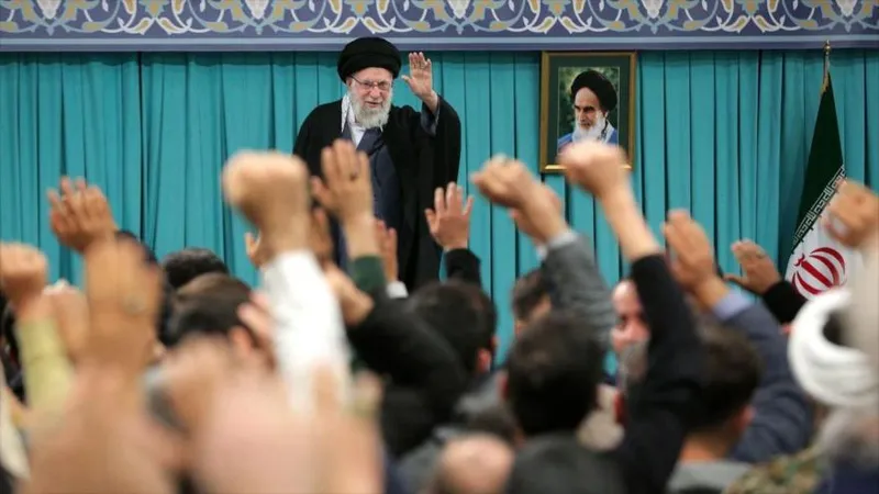 “Dignidad, sabiduría y conveniencia”: política de Irán sigue legado de Líder mártir