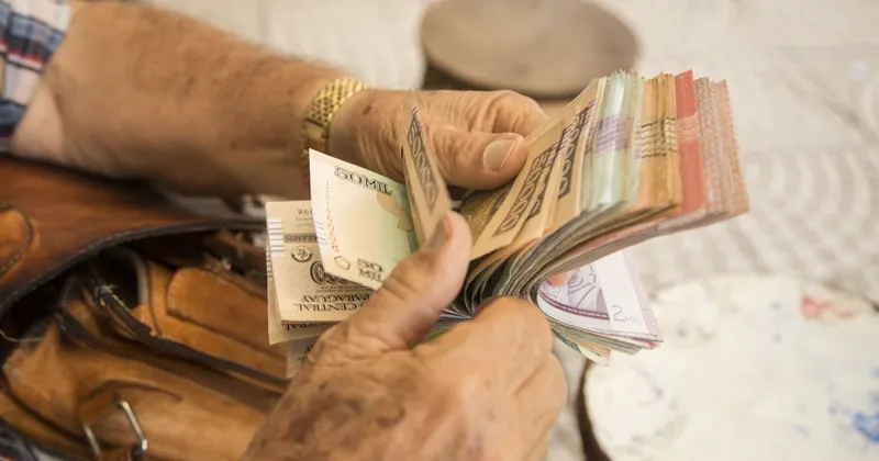 Cómo queda el salario mínimo en Paraguay tras el reajuste del 5% anunciado por Peña