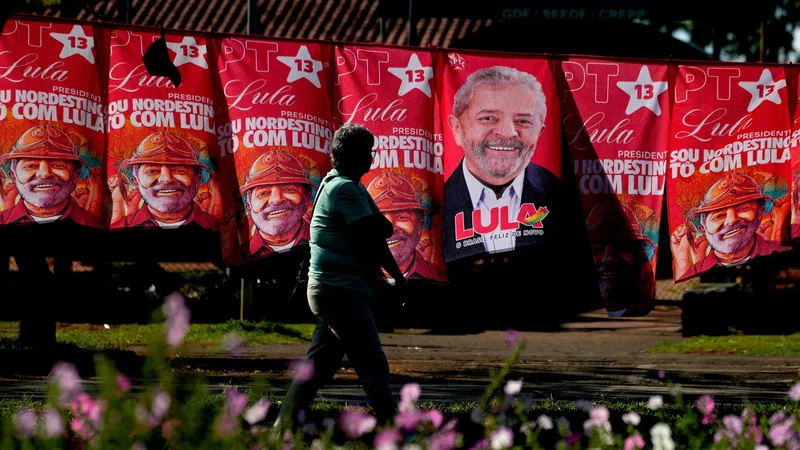 Gobierno de Brasil denuncia ataque armado contra simpatizantes de Lula