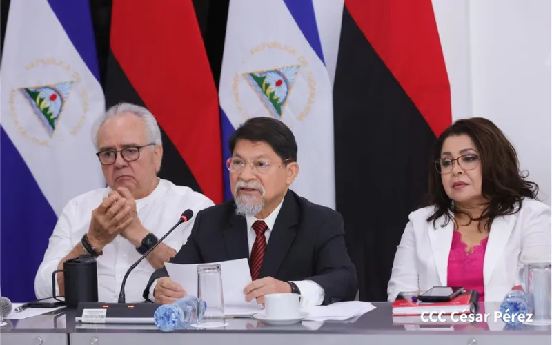 Palabras del Compañero Denis Moncada Colindres con Embajador@s, Jef@s de Misiones de Consulados y Trabajador@s Diplomáticos