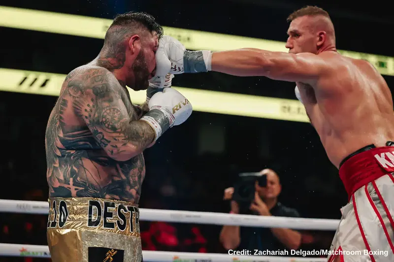 Andy Ruiz sufre sin boxeo ni rebeldía. Termina en pie ante Knyba gracias al réferi