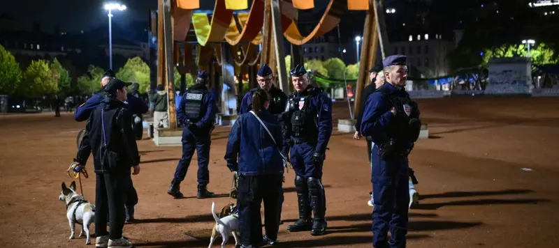 El Gobierno de Francia promete aplicar más toques de queda