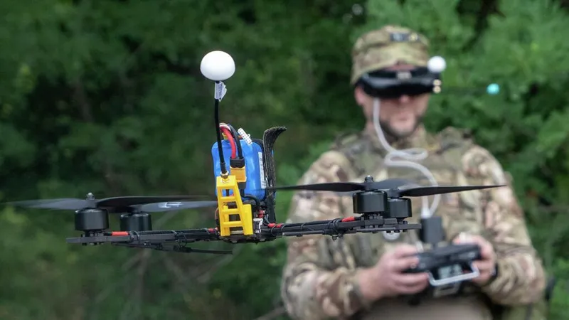 Campo de pruebas: experto condena el papel de la OTAN en el funcionamiento de los drones ucranianos