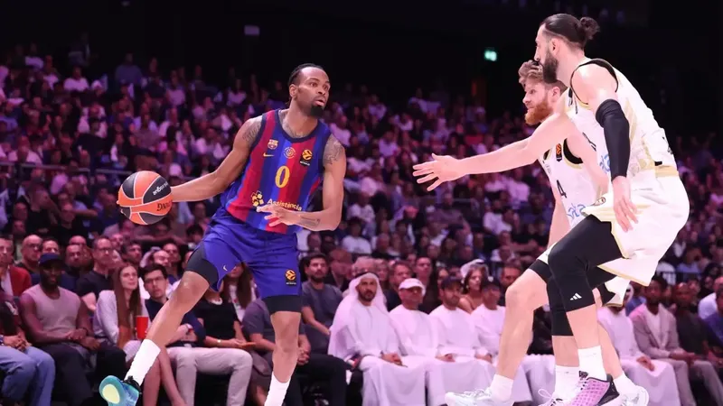 94-87: Un fatídico segundo cuarto penaliza al Barça en Dubai