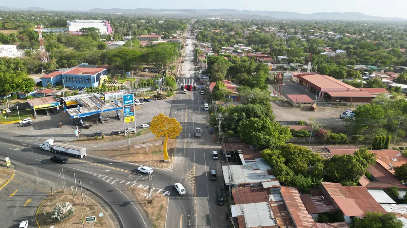 León inaugura segunda etapa de la Avenida Pedro Araúz Palacios