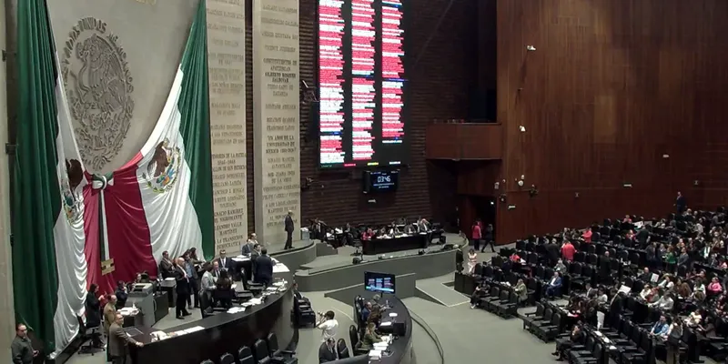 Diputados avalan cambios a la Ley Aduanera contra la subvaluación de mercancías