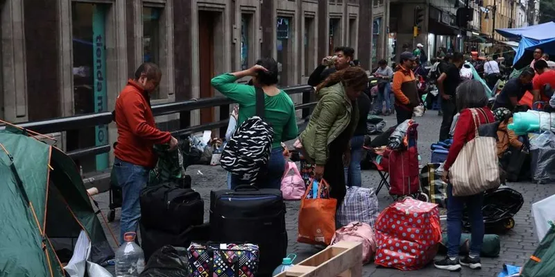 CNTE levanta plantón en México y entra en “receso táctico” de su huelga nacional