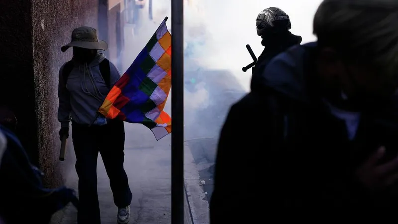 El Gobierno de Bolivia acuerda reunirse con obreros y campesinos: ¿se acerca el fin de las protestas?