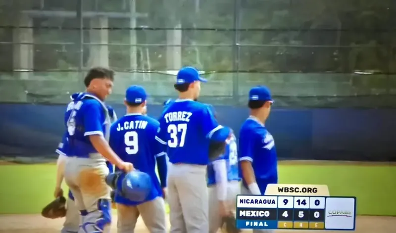 Nicaragua doblega a México en inicio de Premundial de béisbol
