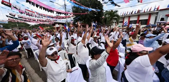 FAMILIAS DE ESQUIPULAS, SAN DIONISIO Y SAN RAMÓN RATIFICAN RESPALDO A REFORMA CONSTITUCIONAL