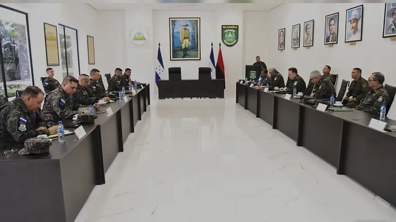 Ejército de Nicaragua y Fuerzas Armadas de Honduras evaluaron resultados de la Operación «Sandino-Morazán»