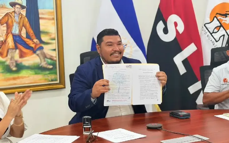 Firmamos Cooperación con Ajedrez de Moscú