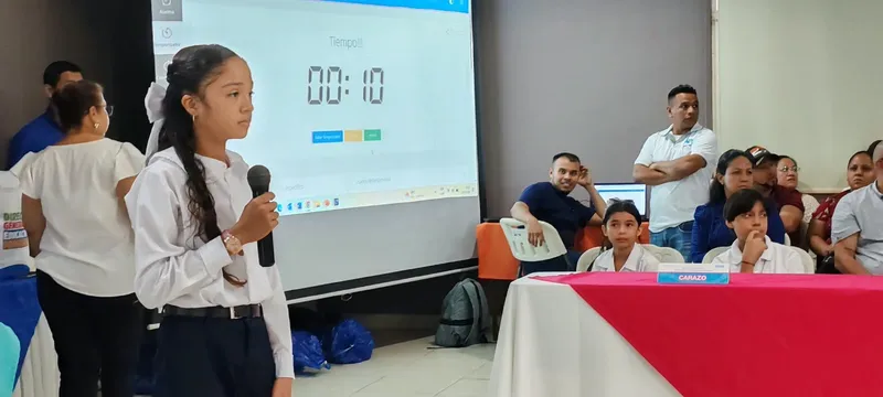 MINED impulsa las habilidades lingüísticas en competencia nacional de deletreo
