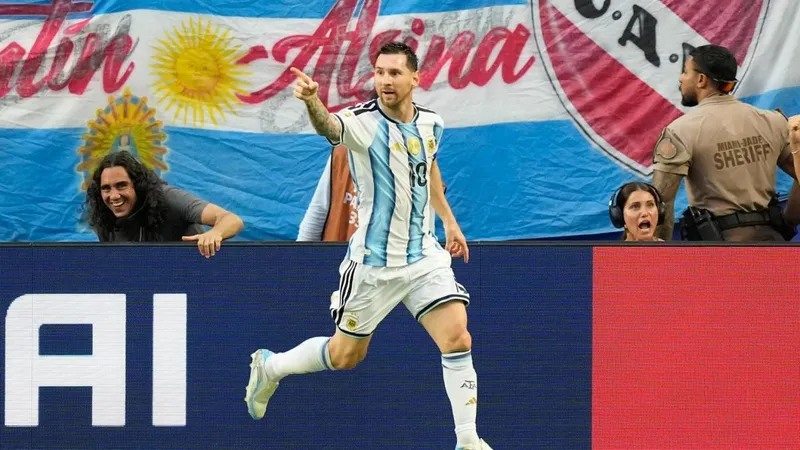 Messi es inalcanzable y lo demuestra con otro golazo ante Cabo Verde