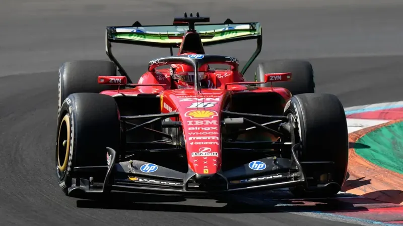 Ferrari empieza ilusionando a los tifosi