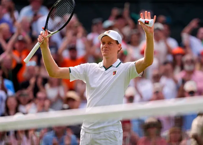 Jannik Sinner se baja del US Open por una lesión de rodilla