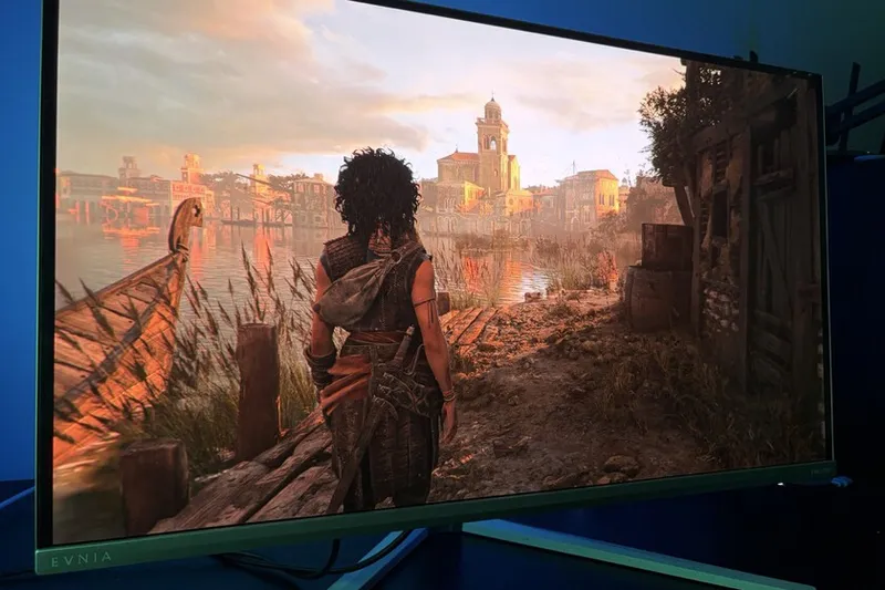 Philips da un paso en la dirección correcta para solucionar el mayor problema de los monitores QD-OLED. Análisis del Evnia 32M2N8900P