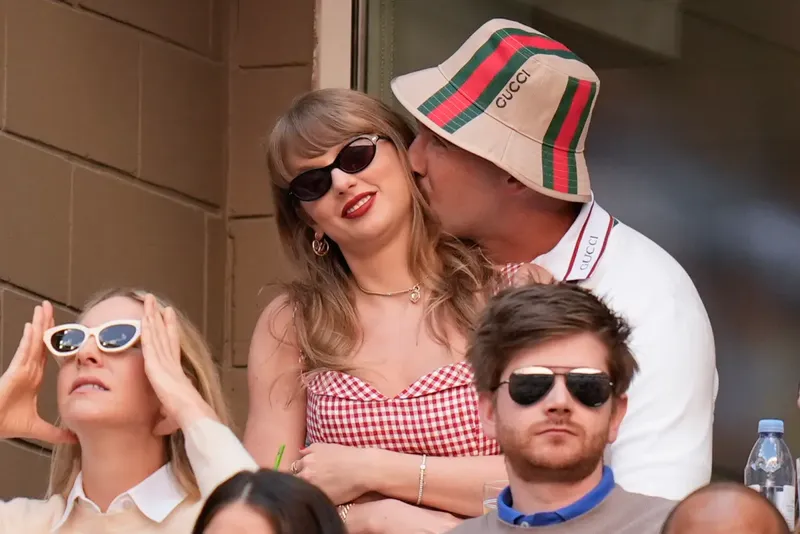 Amigos de Taylor Swift y Travis Kelce revelan nuevos detalles de su boda
