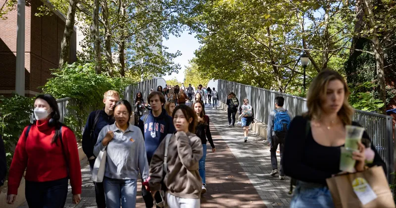 Fiebre por la IA impulsa el negocio de cursos ejecutivos en universidades de élite de EE.UU.