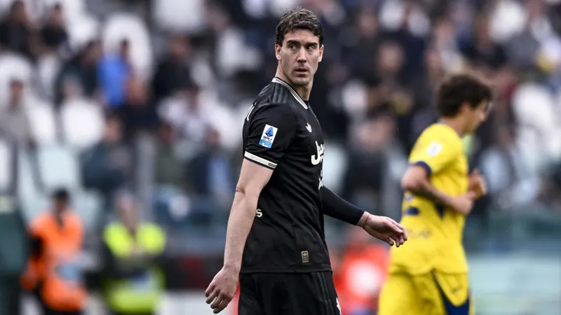 Vlahovic: último intento por el Barça