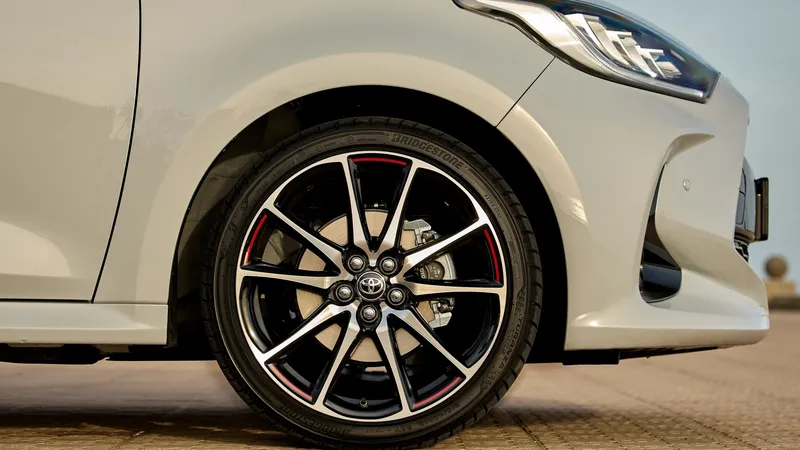 Toyota aplasta a sus rivales: las ventas de híbridos no enchufables sigue creciendo rápidamente en España