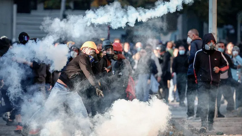 Protestas en Albania crecen contra proyecto turístico vinculado a Trump