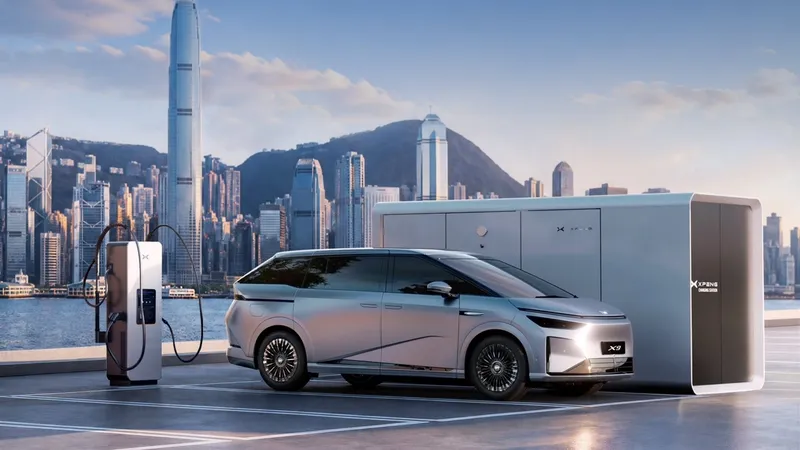 XPeng planta cara a BYD y a Geely: abre su primer cargador con 1 MW de potencia y anuncia que traera 4.000 a Europa